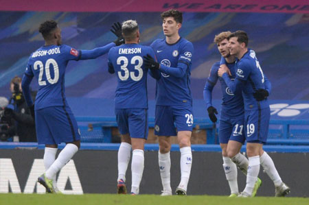 【壁纸】——C罗在皇马