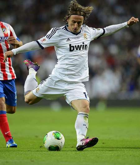 巴斯托尼：国家队的默契不如俱乐部，最难防守的对手是亚马尔