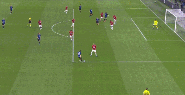 记者：阿隆索国家德比惹恼维尼修斯后，曾让米利唐去找他谈谈