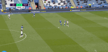 状态火热！穆雷首节6中4得到10分2篮板1助攻