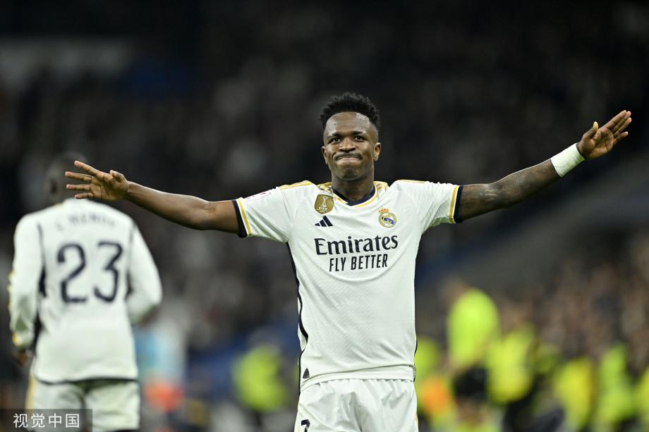 普利西奇高烧奇迹复出，美国队长双响助米兰惊天逆转