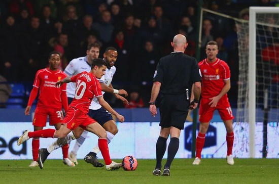 美媒预测本赛季入选全明星概率：里夫斯73%，詹姆斯69%