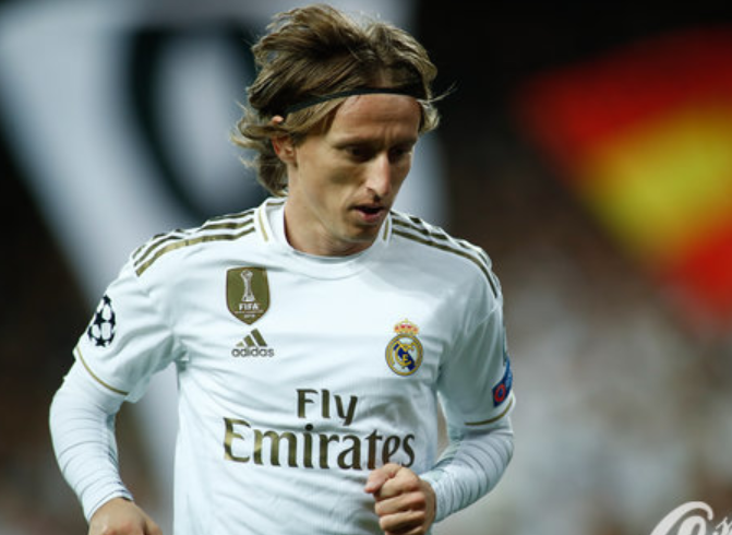 青训小将关键传球助攻