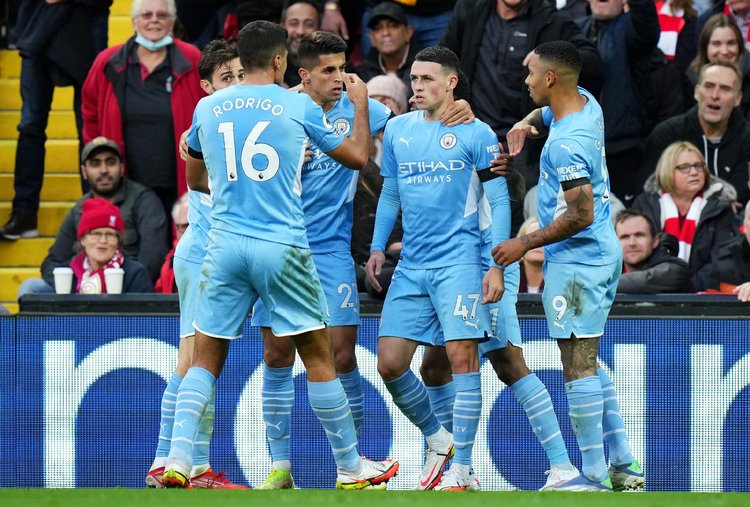 勇士104-96鹈鹕，巴特勒24+8+10，格林9中0，锡安25分